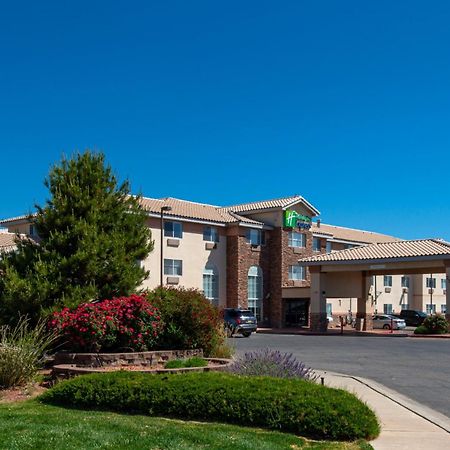 Holiday Inn Express Hotel & Suites Farmington By Ihg Екстер'єр фото