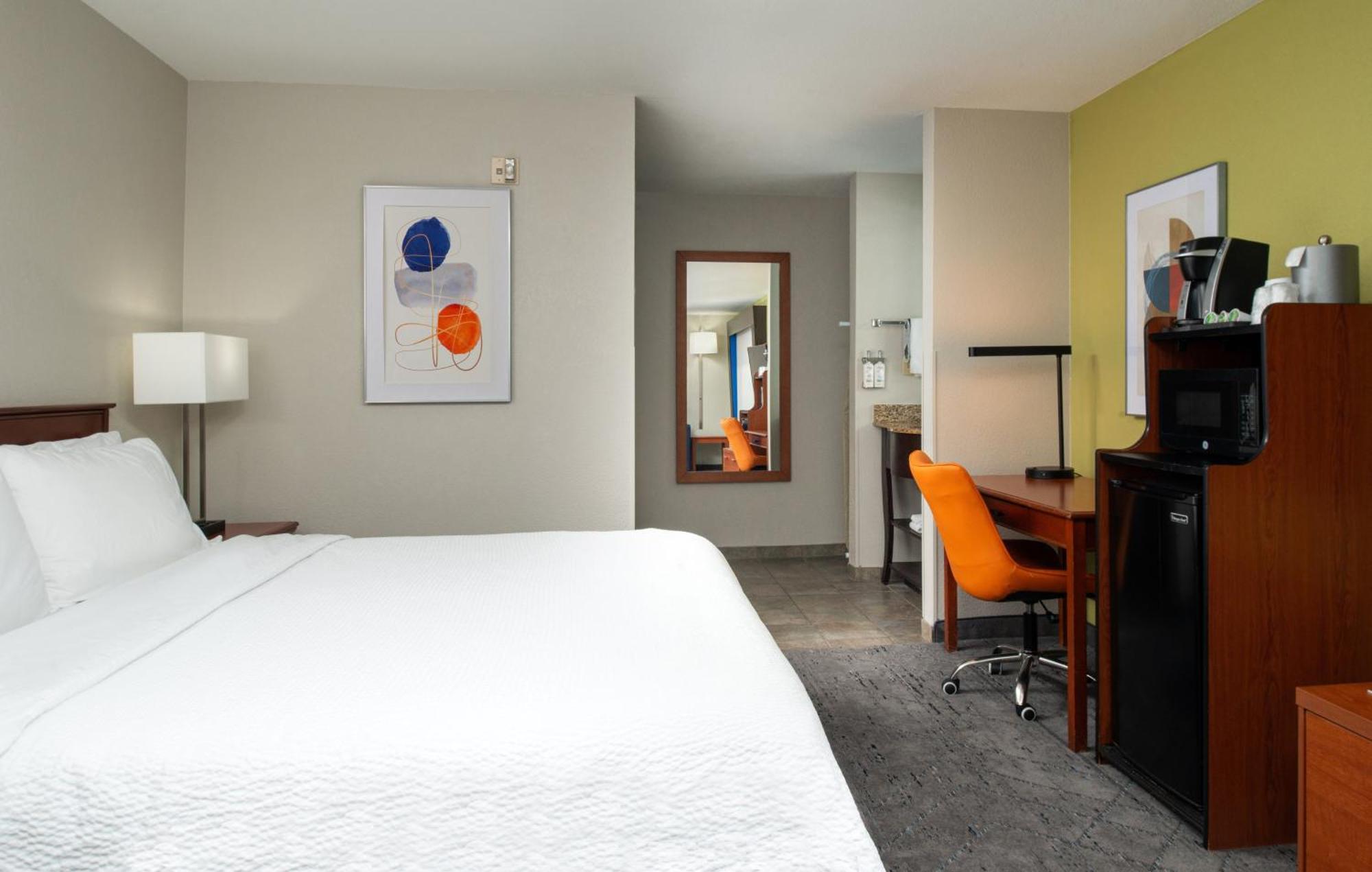 Holiday Inn Express Hotel & Suites Farmington By Ihg Екстер'єр фото