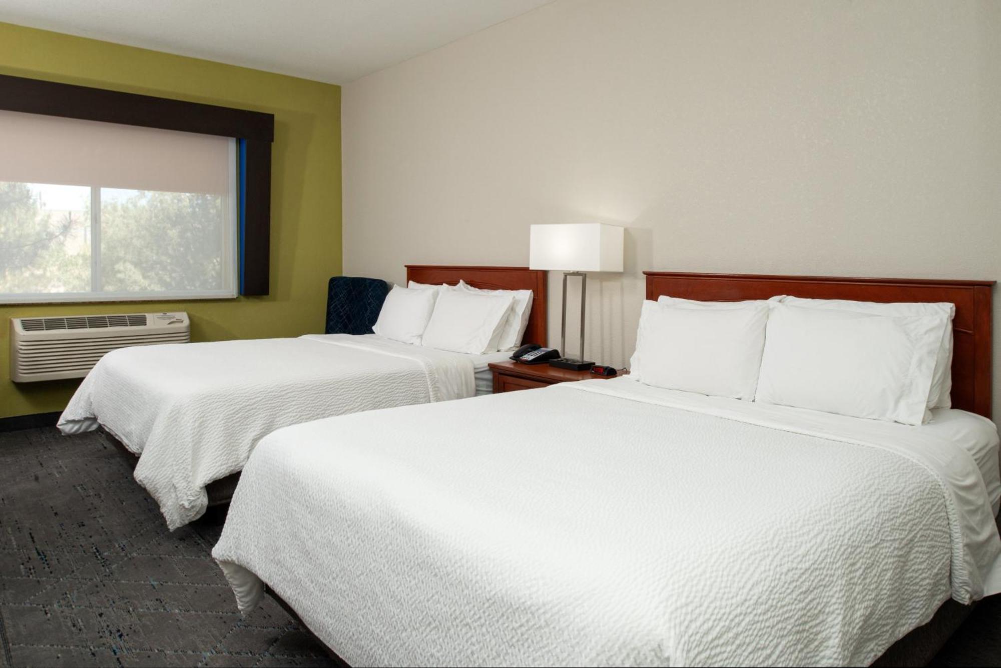 Holiday Inn Express Hotel & Suites Farmington By Ihg Екстер'єр фото