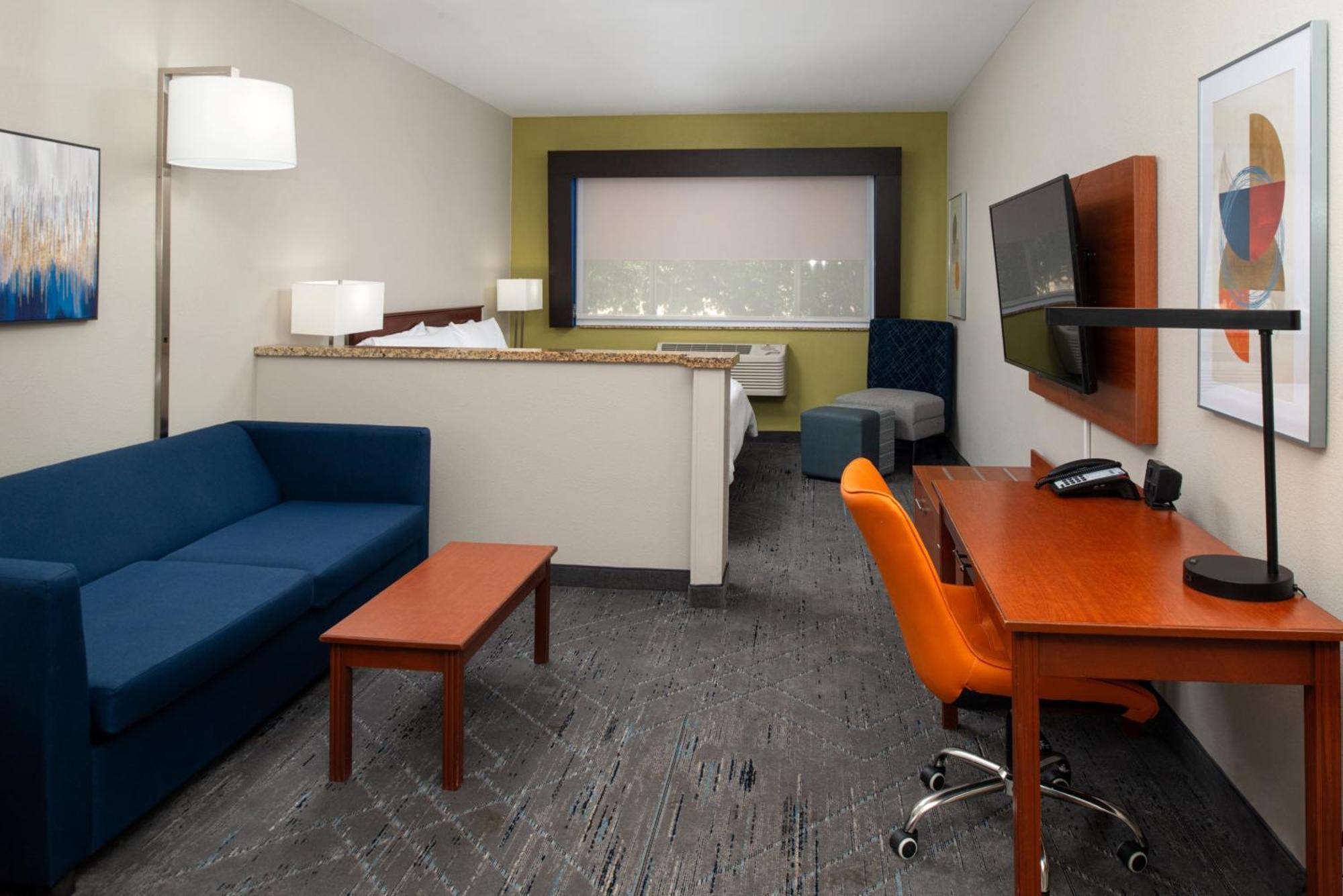 Holiday Inn Express Hotel & Suites Farmington By Ihg Екстер'єр фото