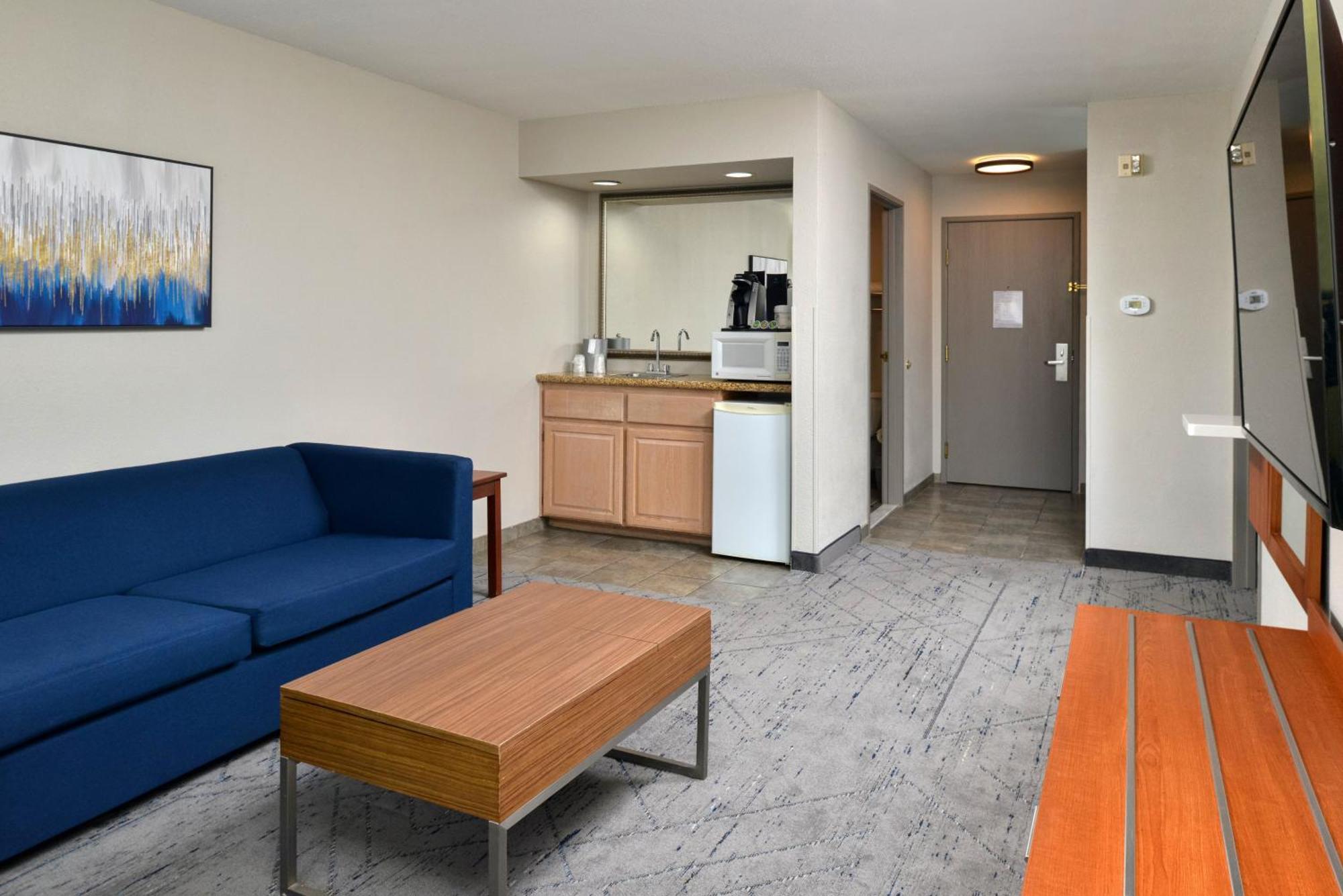 Holiday Inn Express Hotel & Suites Farmington By Ihg Екстер'єр фото