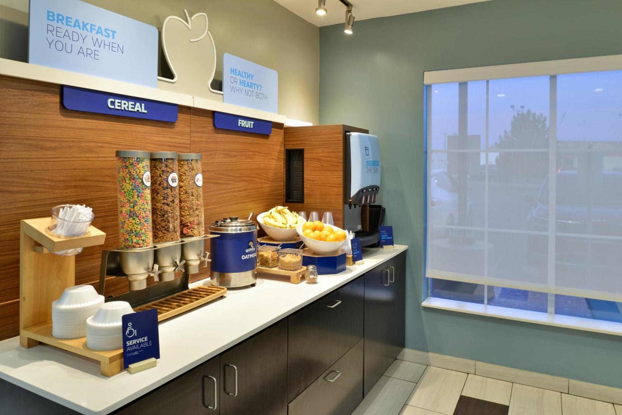 Holiday Inn Express Hotel & Suites Farmington By Ihg Екстер'єр фото